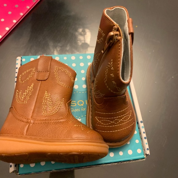 Unisex baby boot - Picture 1 of 7